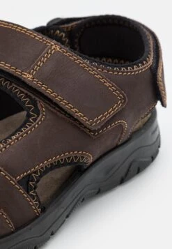 Pier One Vaellussandaalit -Pier One 22720775e7c446aca7c0e15c07d95000