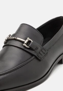 Pier One LEATHER - Loaferit/pistokkaat 11 Pier One LEATHER - Loaferit/pistokkaat -Pier One 24058c479f864b81bdd2ed11f5718588