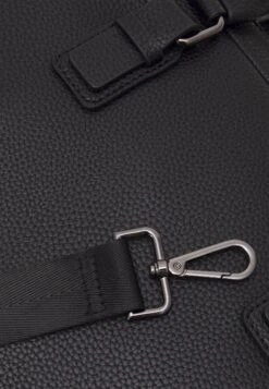 Pier One Tietokonelaukku -Pier One 2415bc75817340989b2ffb6bb4b02177