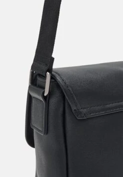 Pier One UNISEX - Olkalaukku 8 Pier One UNISEX - Olkalaukku -Pier One 3675c8ea1f324a1d83ec42e8c3192653