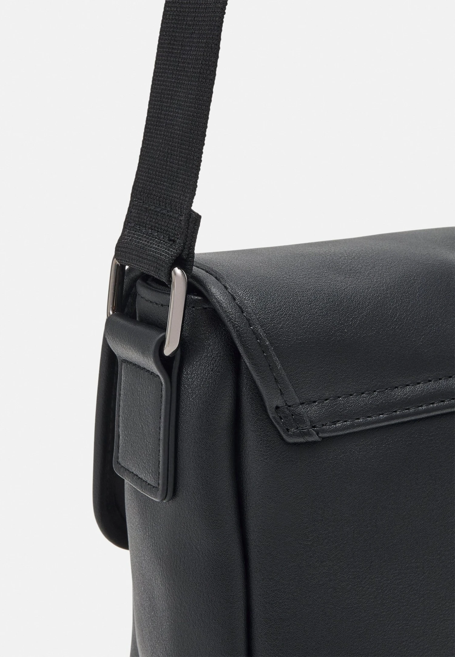 Pier One UNISEX - Olkalaukku 5 Pier One UNISEX - Olkalaukku - Image 3