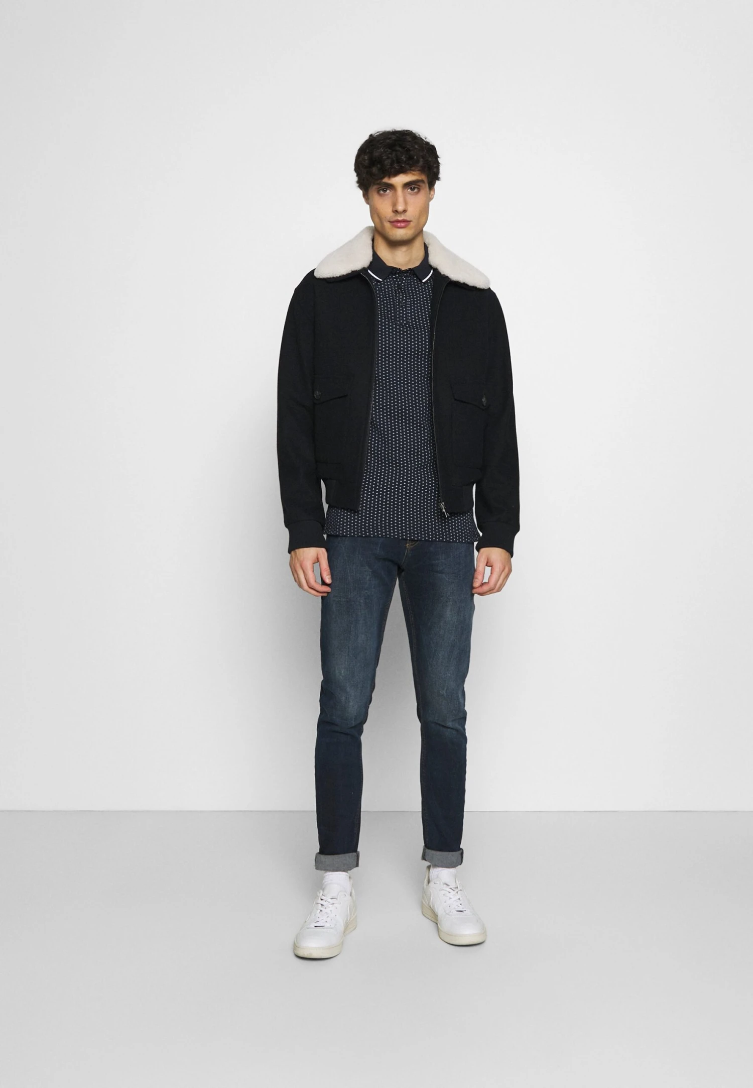 Pier One Pikeepaita 3 Pier One Pikeepaita