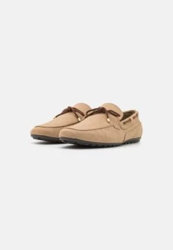 Pier One UNISEX - Loaferit/pistokkaat