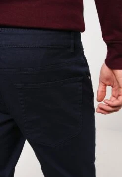 Pier One Housut -Pier One 4d84639e404a4ad287d720ef0ed6b2ba