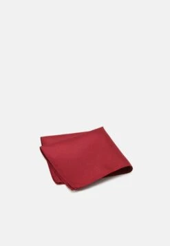 Pier One SET - Solmio -Pier One 8f0f7ae2169e4b54bf2311cc449433e7