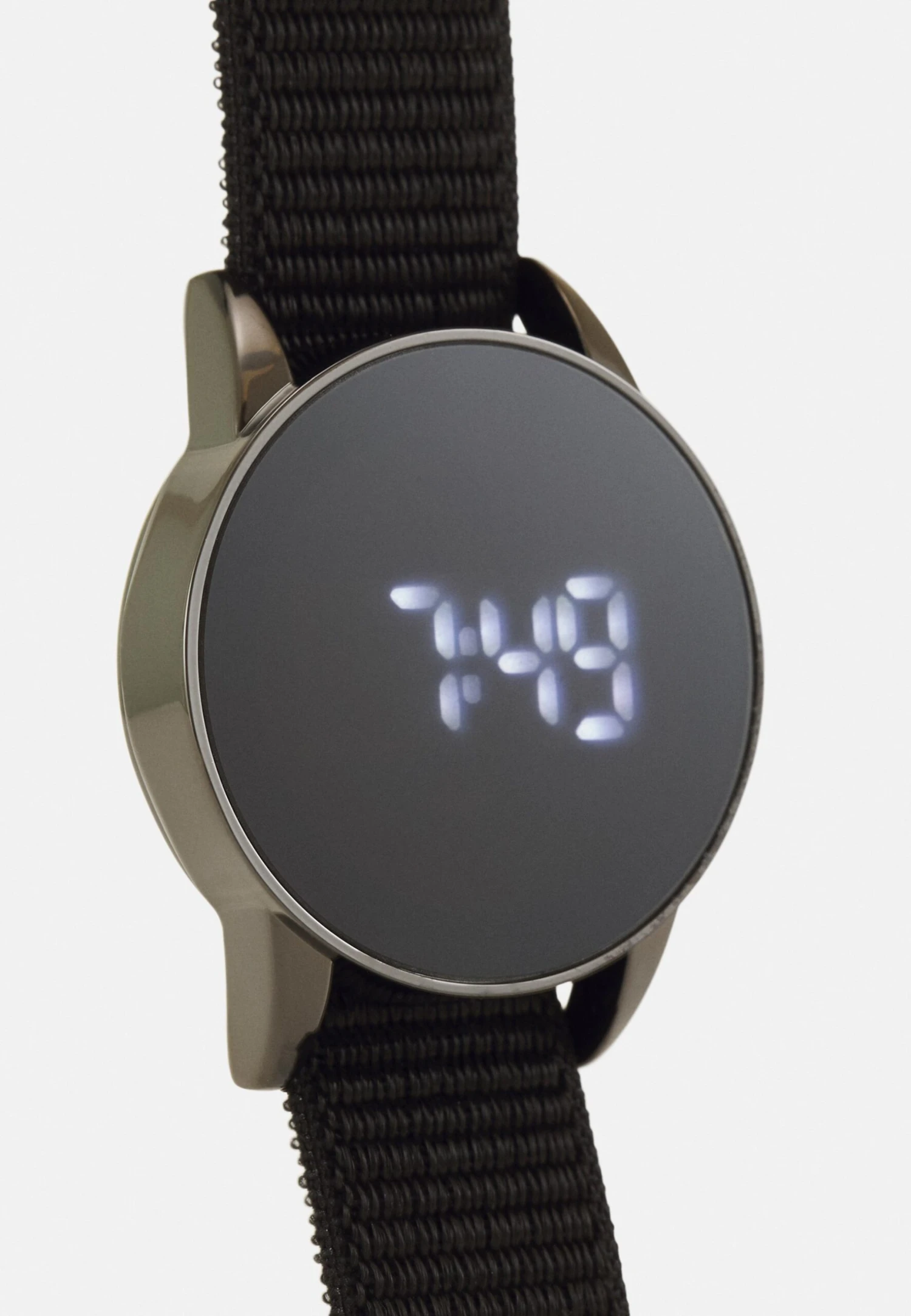 Pier One Digitaalikello 5 Pier One Digitaalikello - Image 3