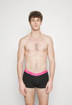 Pier One 12 PACK - Alushousut