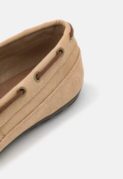 Pier One UNISEX - Loaferit/pistokkaat -Pier One b84568eee1c94db9b2bb126621057665