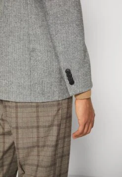 Pier One Pikkutakki -Pier One d2aca0cdb2c34383b82955d987f8f782