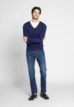 Pier One 4 PACK - T-paita