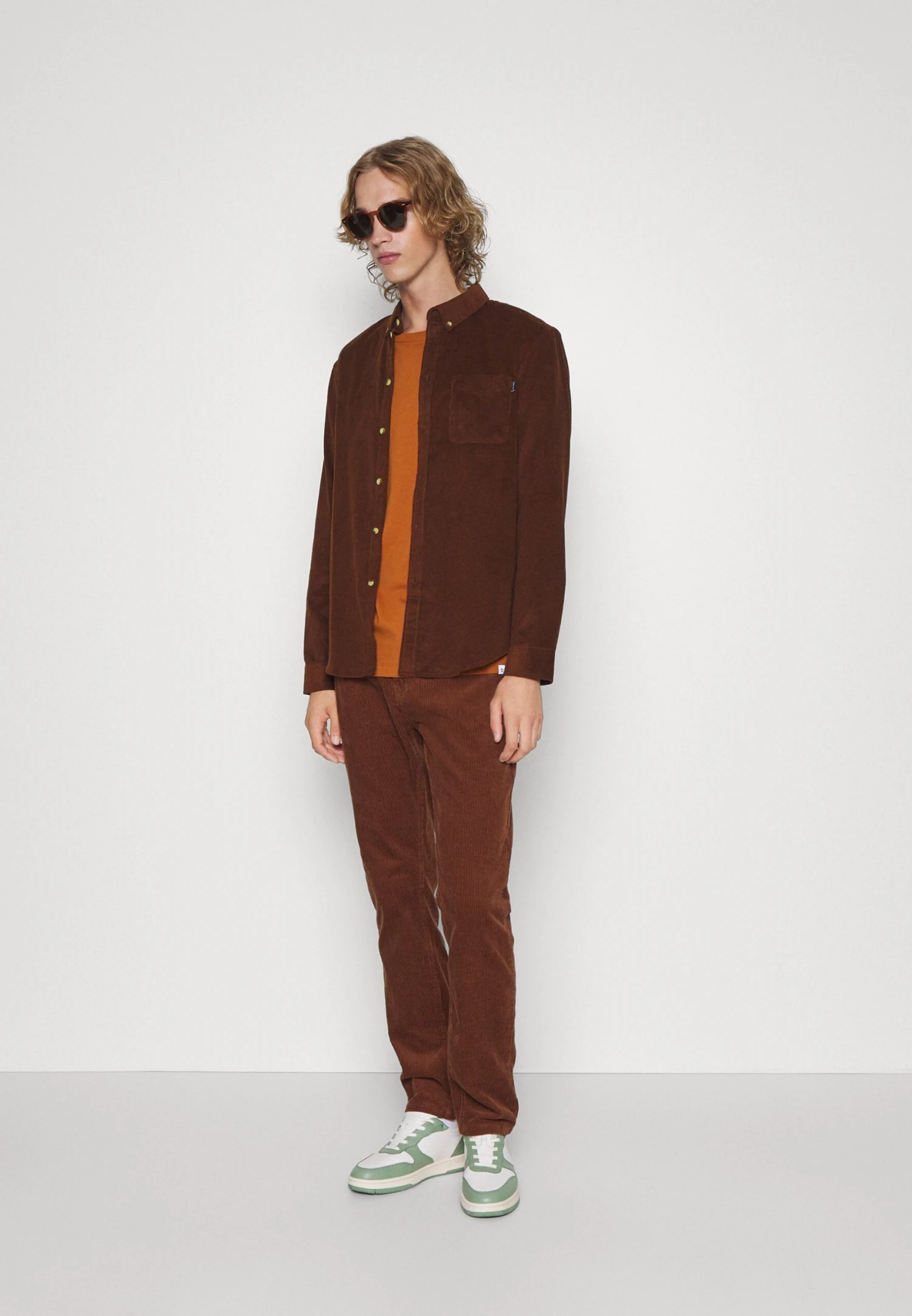 Pier One CORDUROY - Vapaa-ajan Kauluspaita 4 Pier One CORDUROY - Vapaa-ajan Kauluspaita - Image 2