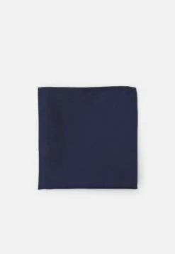 Pier One SET - Solmio -Pier One f3a45774fb5f4e7080051c29358aa504