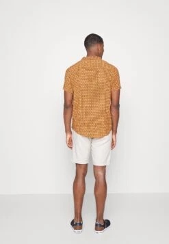 Pier One LINEN BLEND DRAWCORD SHORTS - Shortsit -Pier One fd65d1e3000a44b5a0c7031a30758b26